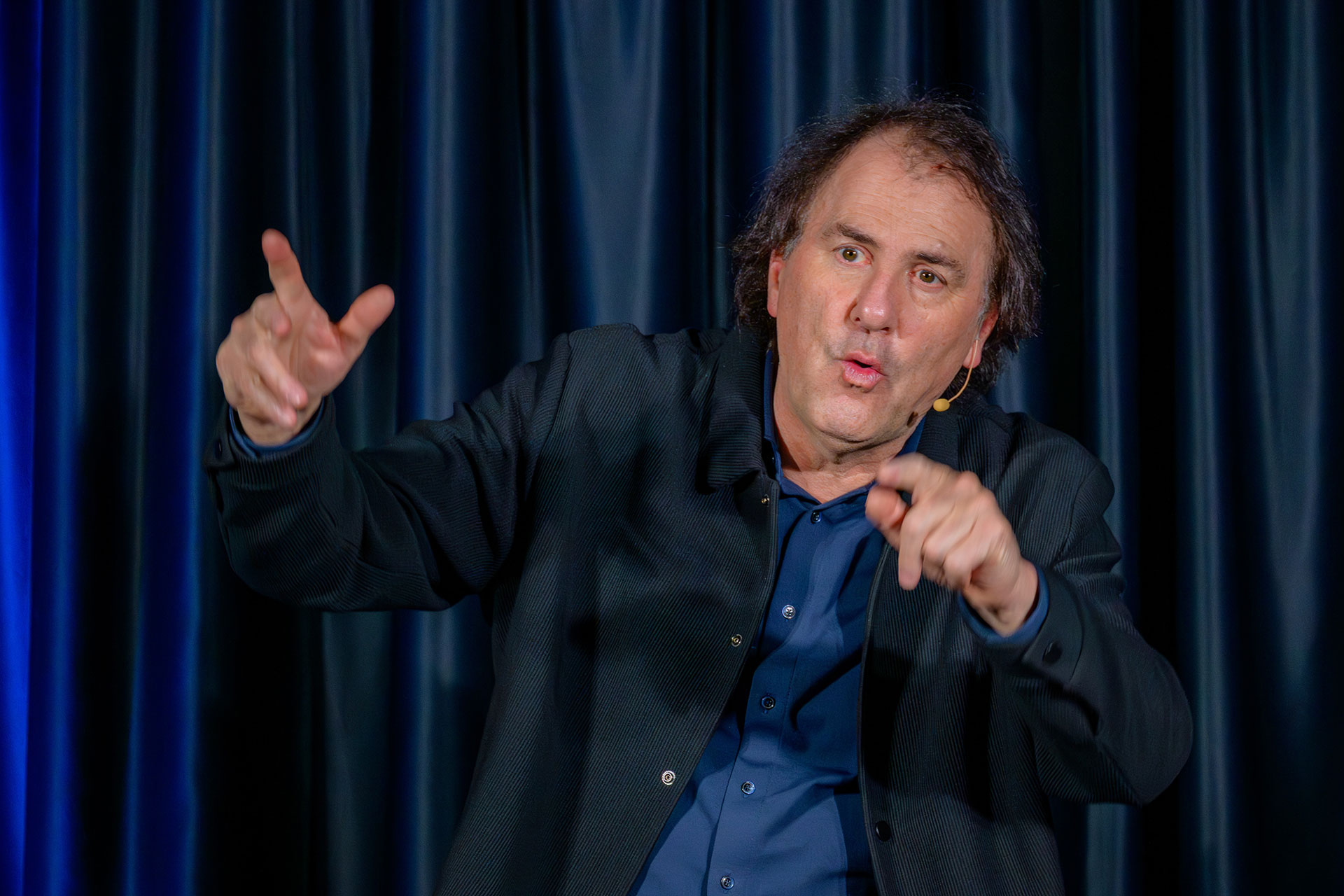 16.01.2026 Stefan Waghubinger mit «Versunkene Sätze (best-of)» im ausverkauften Guckloch Kino (c) Heinz Bunse